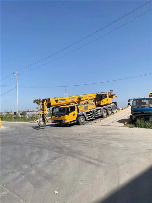 梁园区吊车作业时，可能会产生哪些额外收费项目？